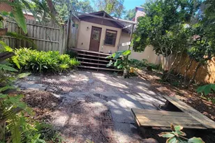 1011 Love Ln, Apopka, FL 32703 - Photo 18