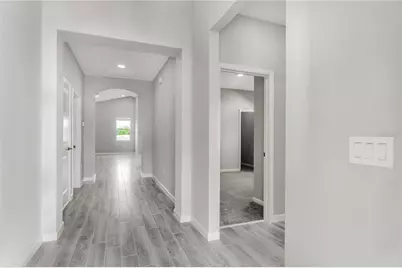 5286 Teirgarten Street, Saint Cloud, FL 34771 - Photo 2