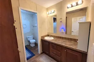 149 Paradise N, Leesburg, FL 34788 - Photo 32