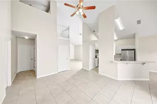 7946 Golden Pond Cir, Kissimmee, FL 34747 - Photo 6