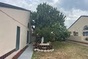 639 Golden Sunshine Cir, Orlando, FL 32807 - Photo 2