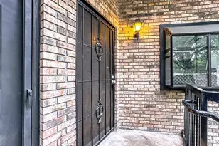 1736 Foxhall Cir, Kissimmee, FL 34741 - Photo 2