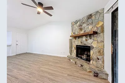 1736 Foxhall Circle #1736, Kissimmee, FL 34741 - Photo 8