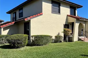 467 Hunter Cir, Kissimmee, FL 34758 - Photo 2