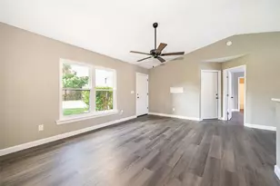 2690 Gramercy Dr, Deltona, FL 32738 - Photo 8