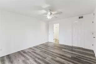 2442 Sweetwater Club Cir, Kissimmee, FL 34746 - Photo 36