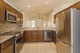 1572 Crosswind Cir, Orlando, FL 32825 - Photo 8