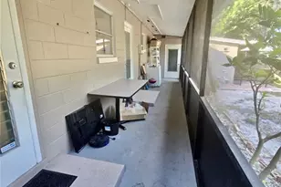 589 Swallow Ln, Spring Hill, FL 34606 - Photo 12