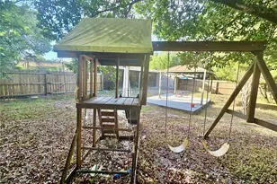 589 Swallow Ln, Spring Hill, FL 34606 - Photo 14