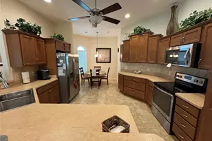 939 Koller Ct, The Villages, FL 32163 - Photo 10