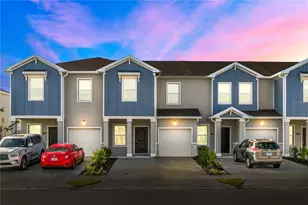 2656 Skyline Loop, Kissimmee, FL 34758 - Photo 2