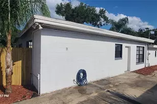 2027 Bentley St, Orlando, FL 32805 - Photo 6