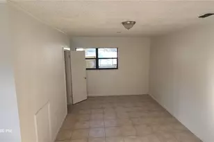 2027 Bentley St, Orlando, FL 32805 - Photo 16