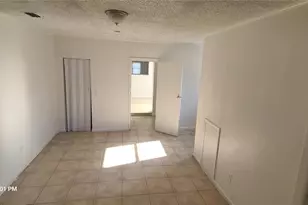 2027 Bentley St, Orlando, FL 32805 - Photo 20