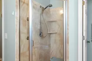 13500 Biscayne Dr, Grand Island, FL 32735 - Photo 16