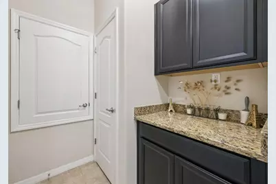 653 E Victoria Trails Boulevard, Deland, FL 32724 - Photo 16