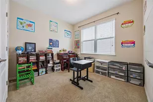 653 E Victoria Trails Blvd, Deland, FL 32724 - Photo 12