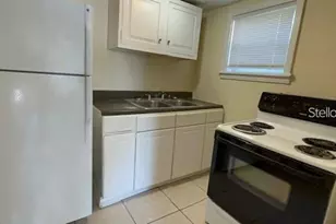 930 18th St, Orlando, FL 32805 - Photo 2