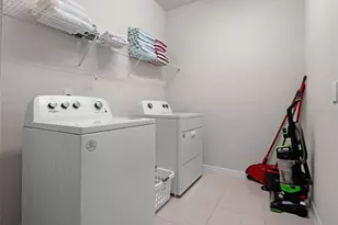 4361 Lana Ave, Davenport, FL 33897 - Photo 6