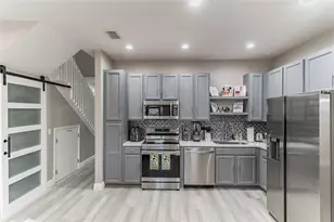 2468 Caravelle Cir, Kissimmee, FL 34746 - Photo 6