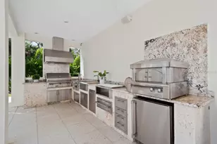 1511 S Riverside Dr, New Smyrna Beach, FL 32168 - Photo 54