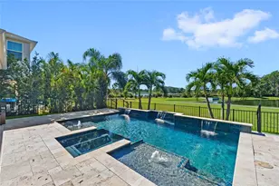 8764 Lookout Pointe Dr, Windermere, FL 34786 - Photo 2