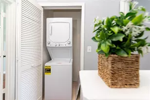 9313 Jasmine Flower Ln, Orlando, FL 32832 - Photo 14