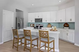 5531 Crk Hvn Wy, Lakeland, FL 33810 - Photo 2