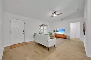 941 Wilmington Dr, Deltona, FL 32725 - Photo 6