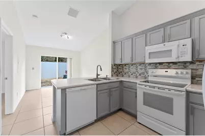 736 S Grand Highway, Clermont, FL 34711 - Photo 6