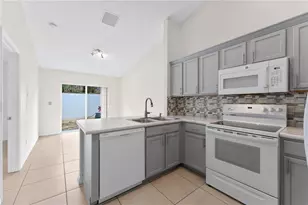 736 S Grand Hwy, Clermont, FL 34711 - Photo 6