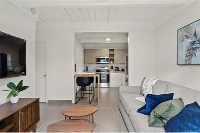 1924 Cloverlawn Avenue, Orlando, FL 32806 - Photo 2