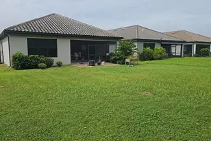 3847 Carrick Bend Dr, Kissimmee, FL 34746 - Photo 2