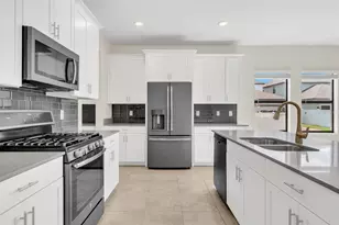 15293 Night Heron Dr, Winter Garden, FL 34787 - Photo 8