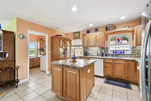 87 Lone Star St, Umatilla, FL 32784 - Photo 14