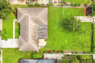 726 Albertson Pl, Orlando, FL 32806 - Photo 32