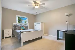 726 Albertson Pl, Orlando, FL 32806 - Photo 22