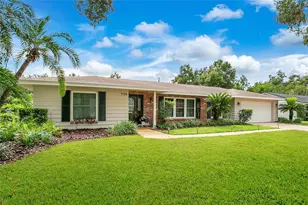 726 Albertson Pl, Orlando, FL 32806 - Photo 2
