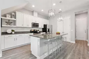 8525 Pinter St, Orlando, FL 32827 - Photo 10