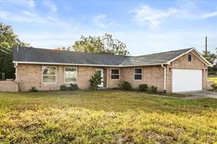 2096 E Parkton Dr, Deltona, FL 32725 - Photo 2