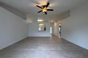 104 Heathrow Dr, Daytona Beach, FL 32117 - Photo 4