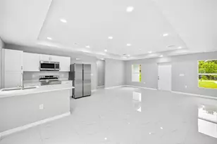 2804 64th St W, Lehigh Acres, FL 33971 - Photo 4