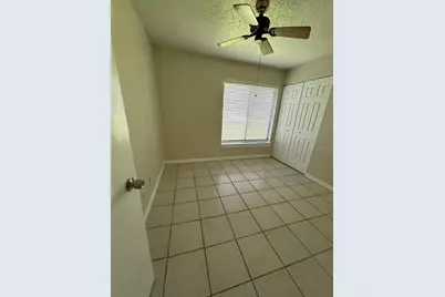 844 E Flag Lane, Kissimmee, FL 34759 - Photo 10