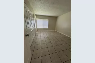 844 E Flag Lane, Kissimmee, FL 34759 - Photo 6