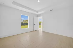 884 Chemstrand St E, Lehigh Acres, FL 33974 - Photo 14