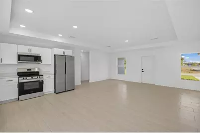 884 Chemstrand Street E, Lehigh Acres, FL 33974 - Photo 12