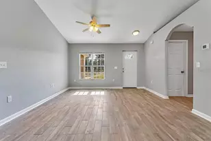 2008 Central Pkwy, Deland, FL 32724 - Photo 4