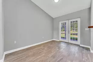 2008 Central Pkwy, Deland, FL 32724 - Photo 6