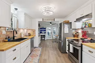 1011 Liberty Ave, Mount Dora, FL 32757 - Photo 10