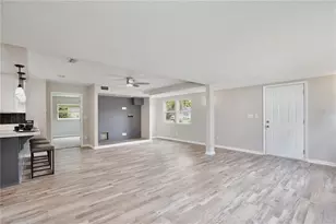 780 N Kentucky Ave, Umatilla, FL 32784 - Photo 8